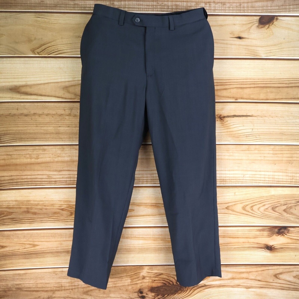 Haggar Dress Pants Mens Sz 34x30 Dark Gray Straight Leg Pockets Business Career